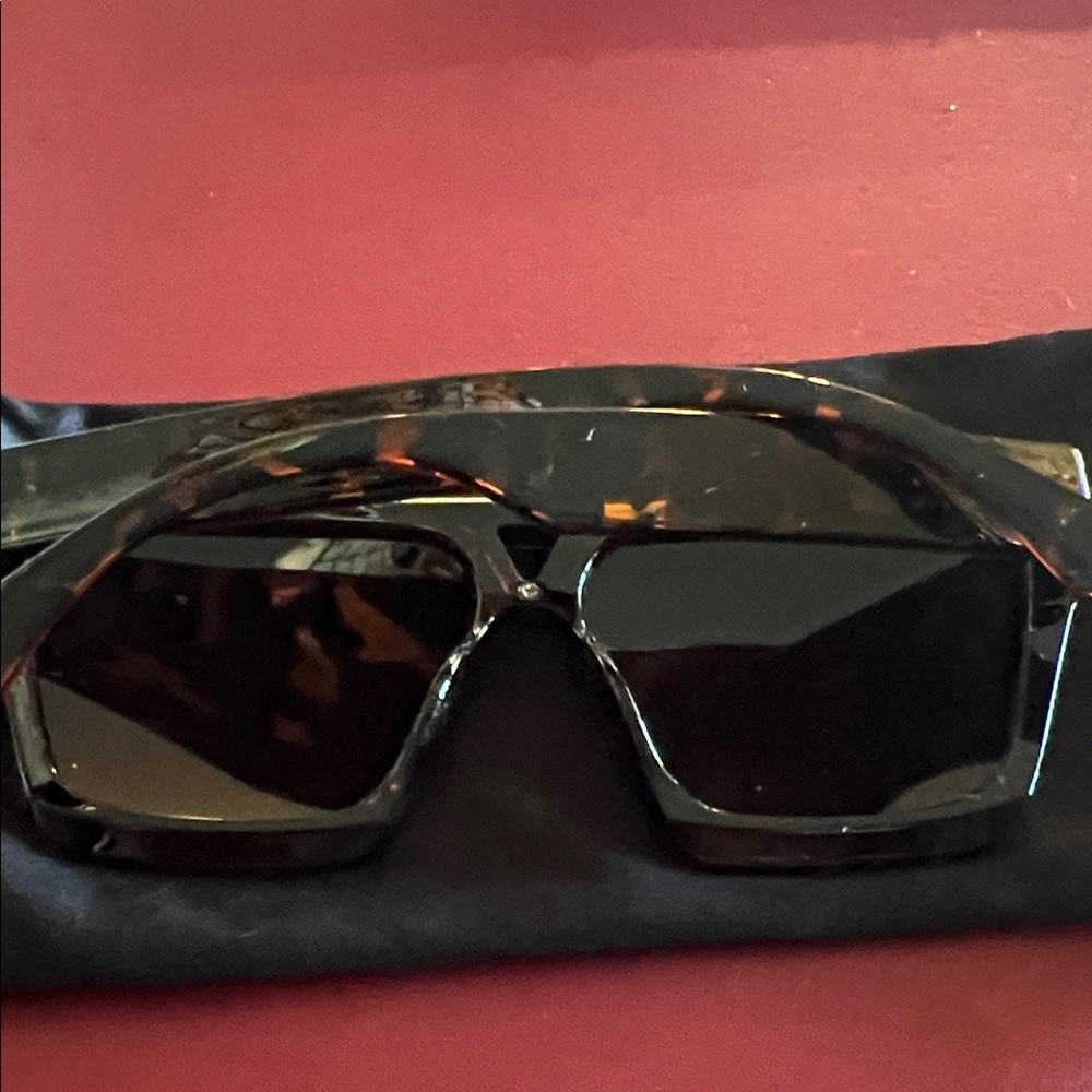 Island Sunglass Club Brown And Gold Stylish Tortoise Shell Sunglasses - Picture 5 of 7
